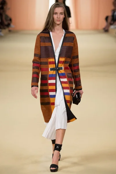 Look 23